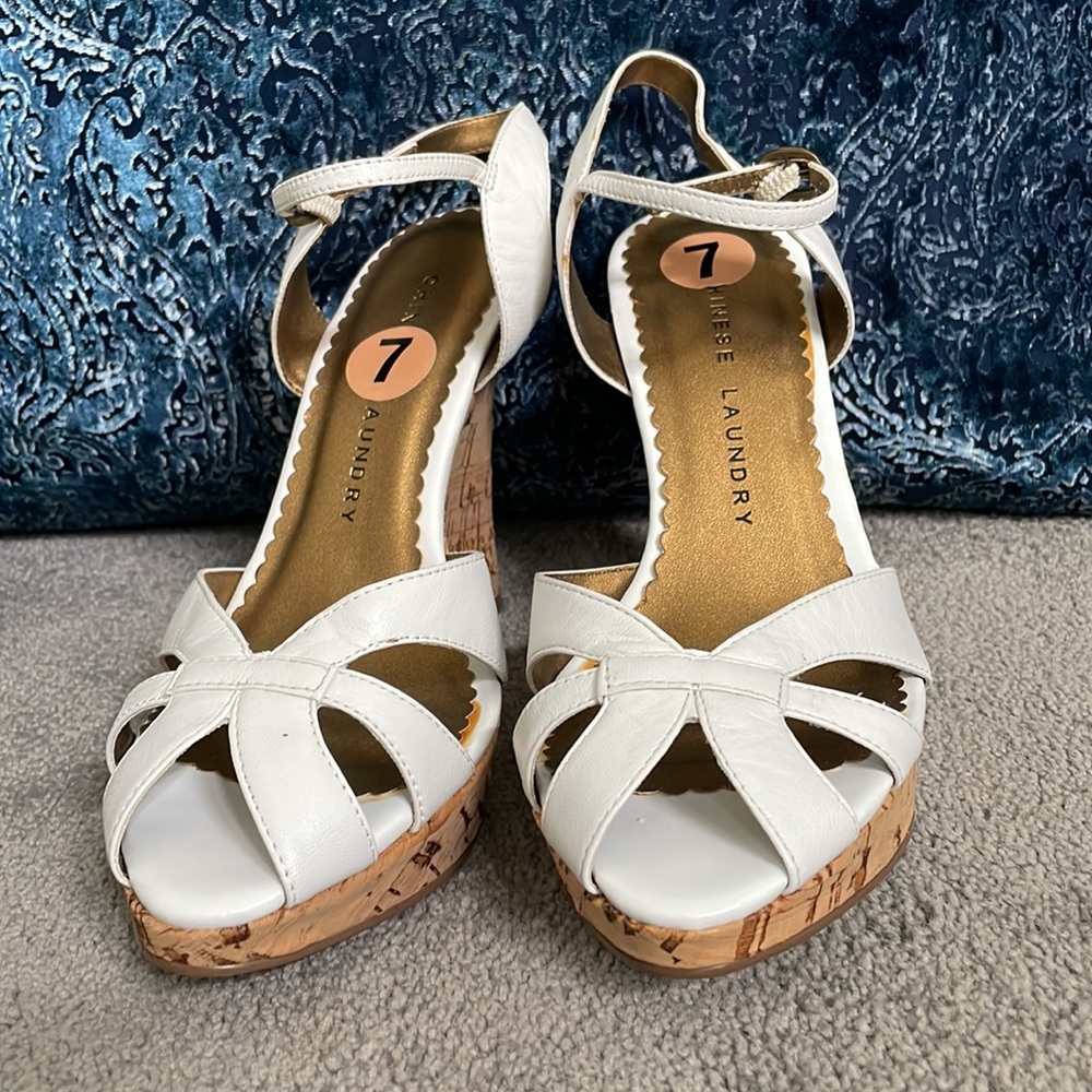 CHINESE LAUNDRY KISS ME GENUINE LEATHER CORK PLATFORM in White, 7M - Picture 6 of 7